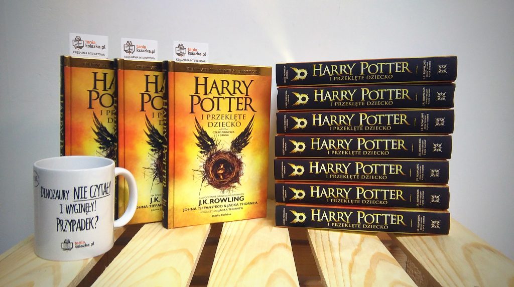 Przeczytaj Zanim Poplyna Pierwsze Slowa Z Ksiazki Harry Potter I Przeklete Dziecko Co Przeczytac