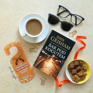 Recenzja książki Bar Pod Kogutem - kup książkę na www.taniaksiazka.pl